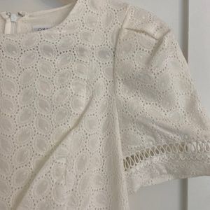 Eyelet Calvin Klien Dress w/puffed Sleves Sz 6